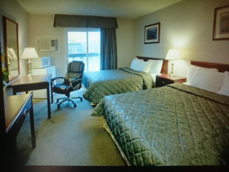 Travelodge By Wyndham Gananoque Eksteriør billede